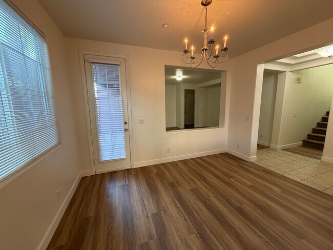 Building Photo - Discover a refreshed 4-bedroom, 2.5-bath home in Las Vegas 89149