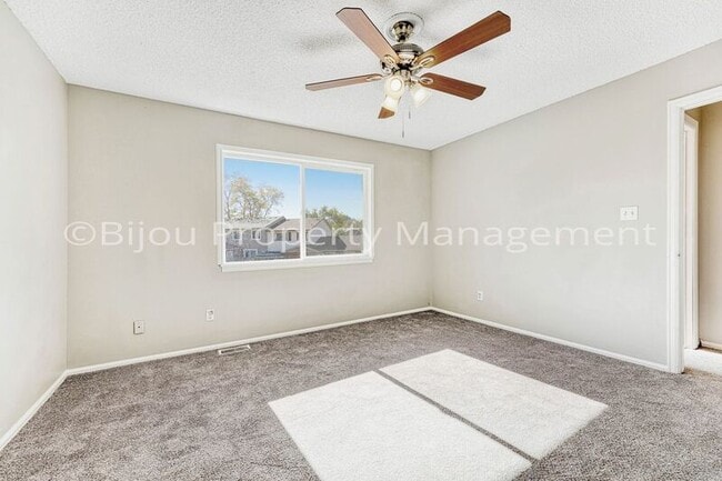 Building Photo - 4232 Gills Mill Ct