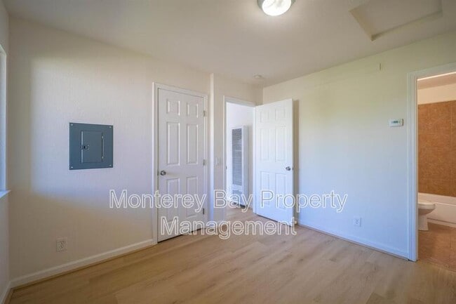 Building Photo - 820 Casanova Ave
