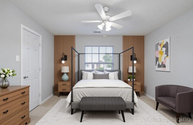 Building Photo - 14319 Mirkwood Ln