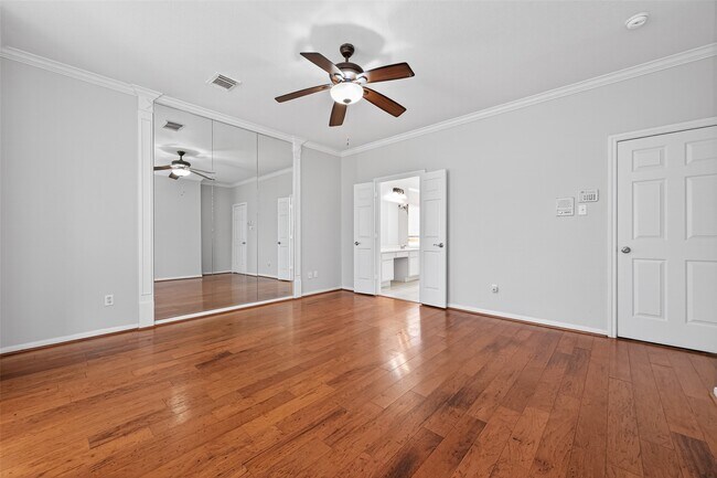 Building Photo - 20906 Greenfield Trail