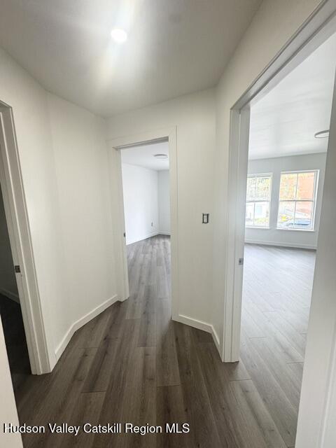 Building Photo - 473 Main St