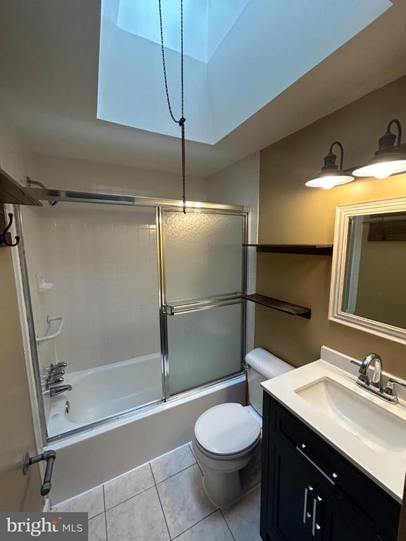 Building Photo - 10830 Perrin Rd