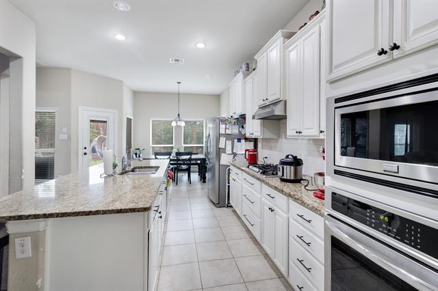 Building Photo - 10709 Parnell Dr