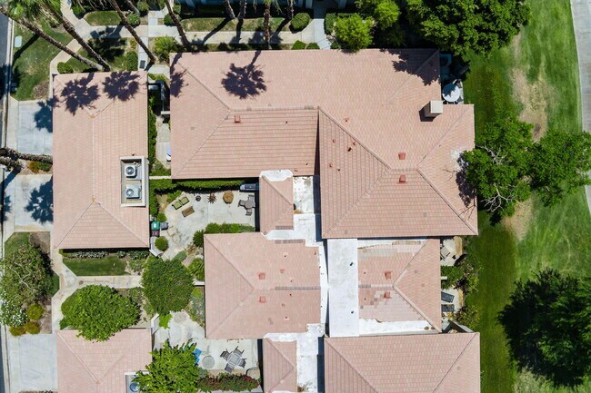 Building Photo - 80601 Oak-Tree