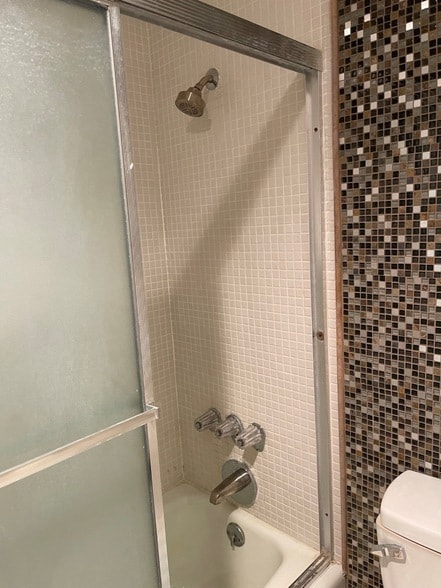 Building Photo - 7510 Hornwood Dr