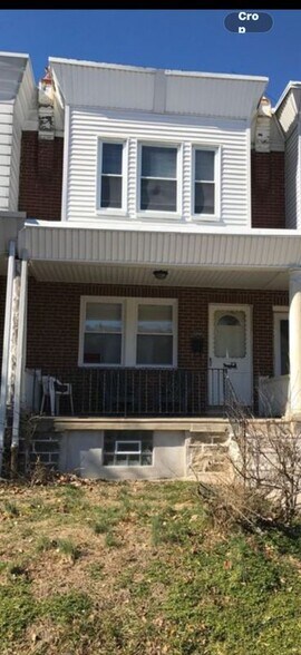 Building Photo - 5240 Sylvester St