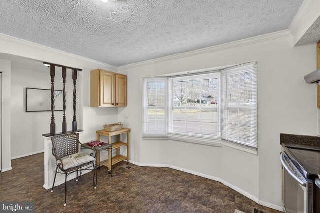 Building Photo - 8123 Steeple Chase Ct