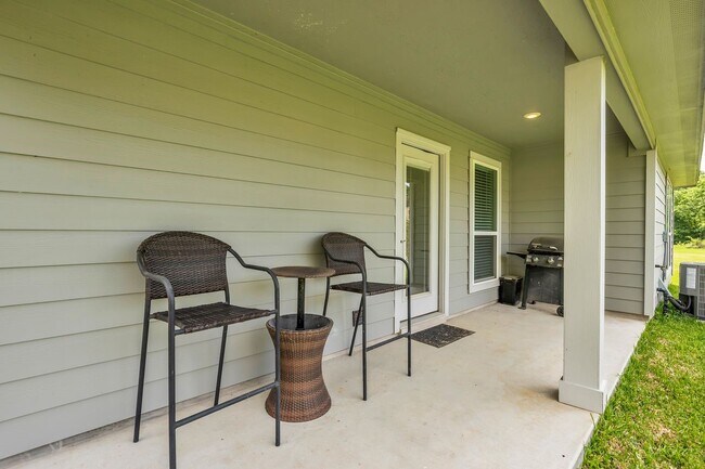 Building Photo - 13005 Centaurus Ct