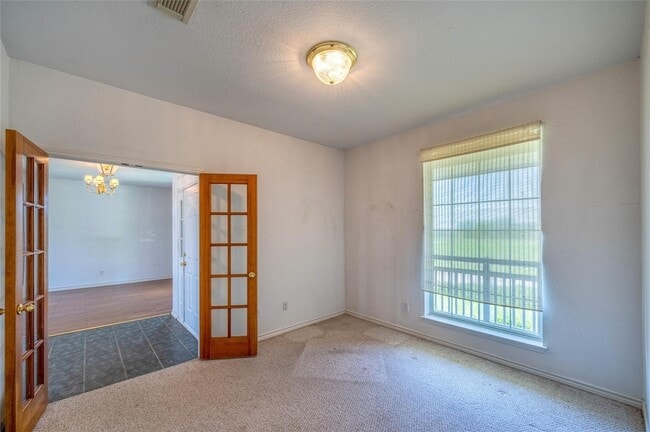 Building Photo - 4705 Farmington Rd