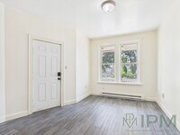 Building Photo - 1434 Swatara St