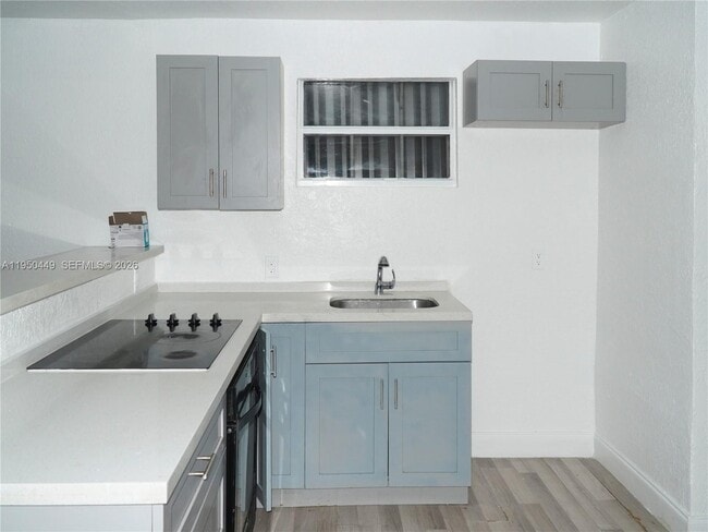 Building Photo - 4079 Linda Ln