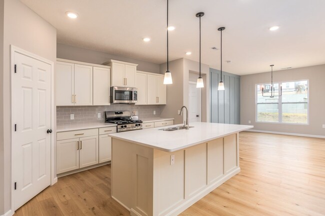 Building Photo - 5634 Callaway Dr