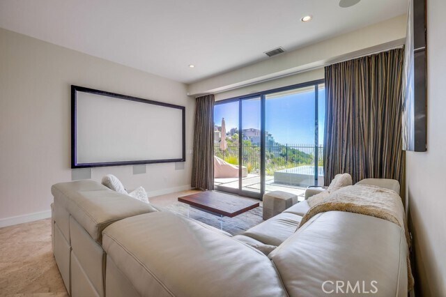 Building Photo - 1725 Del Mar Ave