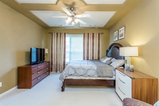 Building Photo - 6639 Larocke Trail