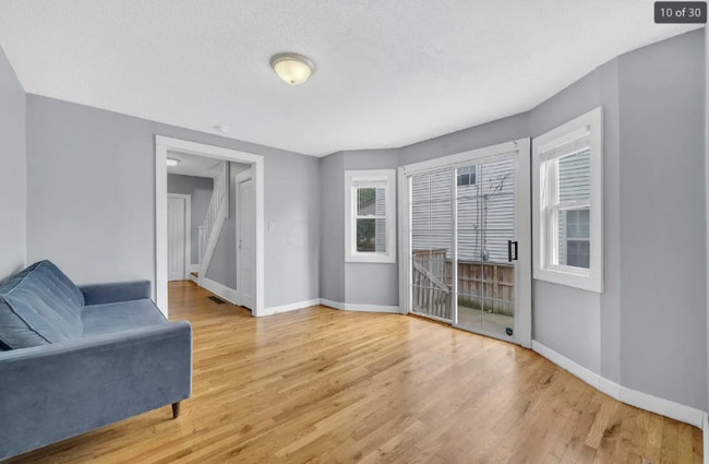 Building Photo - 2137 Indiana Ave