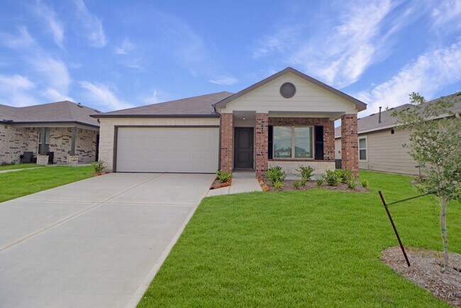 Primary Photo - 17327 Ridge Dr
