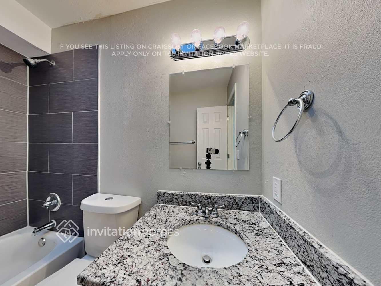 Building Photo - 8885 Cloverleaf Cir