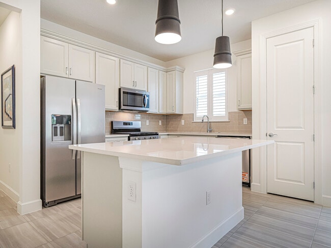 Building Photo - 1447 Harper Wy