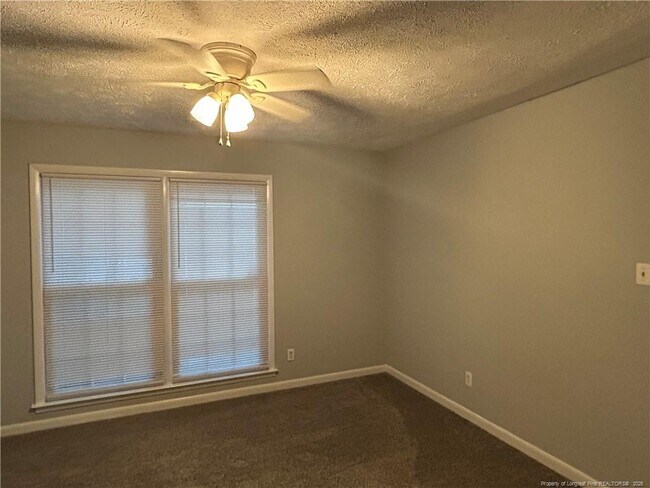 Building Photo - 7041 Candlewood Dr