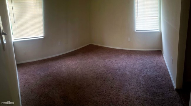 Building Photo - 2 br, 1 bath  - 1700 Carlisle Ave