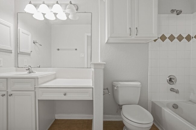 Building Photo - 6034 Preserve Ln