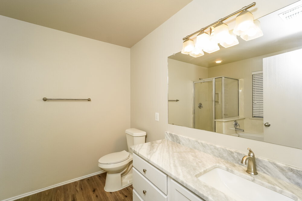 Building Photo - 120 Bay Willow