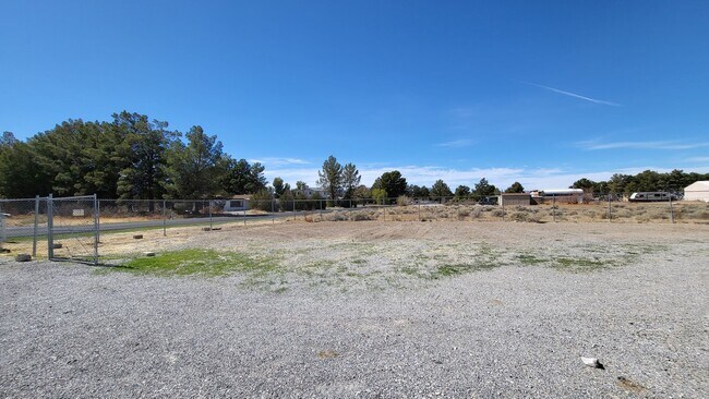 Building Photo - CAL VEGAS RANCHOS - W. Irons