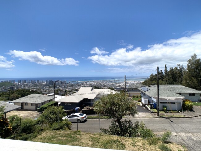 Building Photo - 1074 Lanui Pl