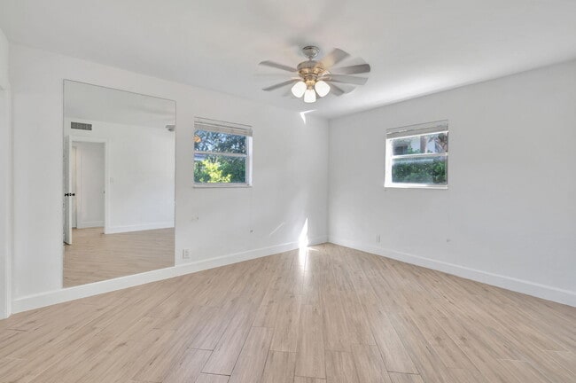 Building Photo - 8704 NW 35th St