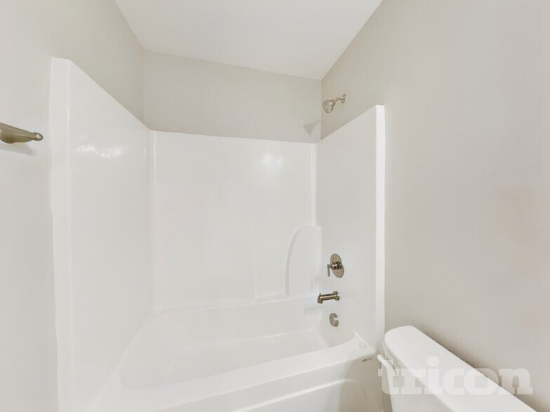 Building Photo - 97 Sawyer Ml Dr