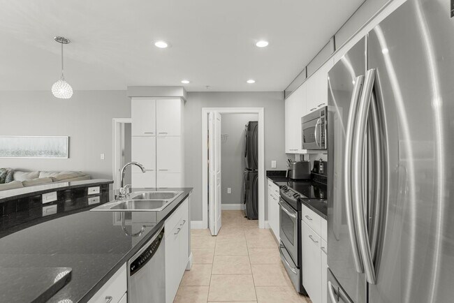 Building Photo - 6422 US-98