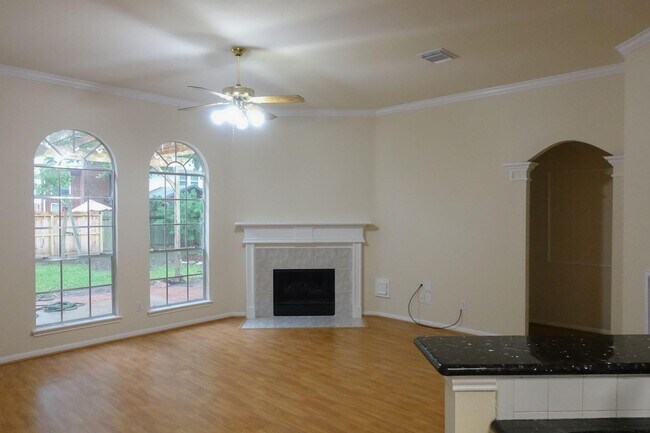 Building Photo - 20735 Spring Rose Dr