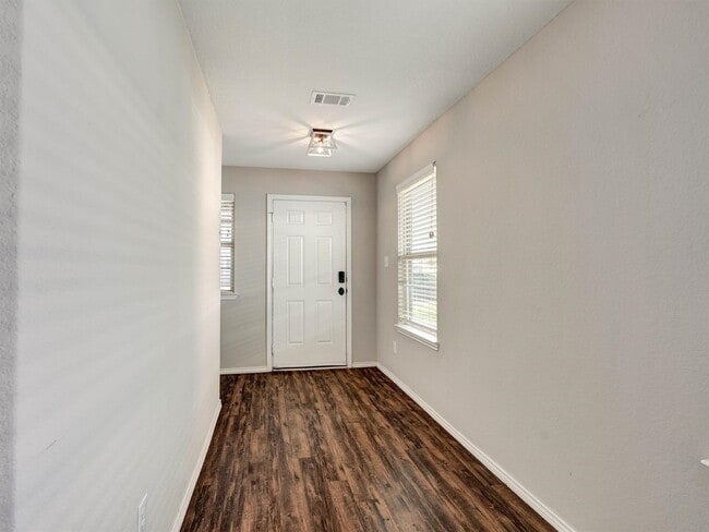 Building Photo - 24038 Hay Iron Dr