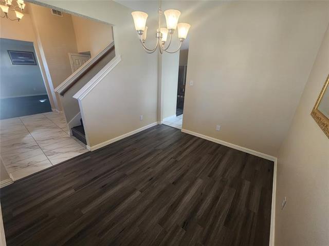 Building Photo - 1416 Poplar Dr