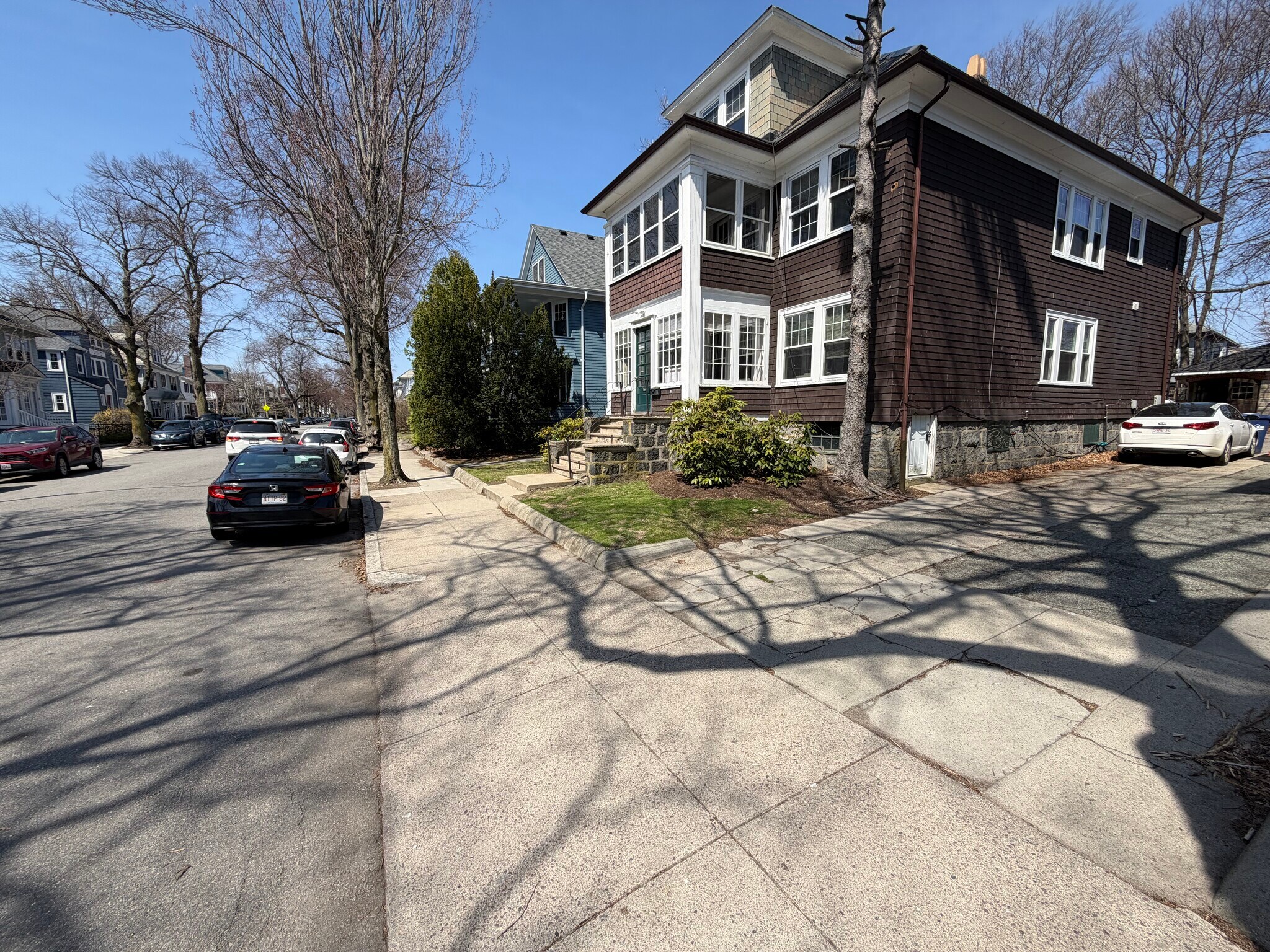 Building Photo - 23 Moraine St