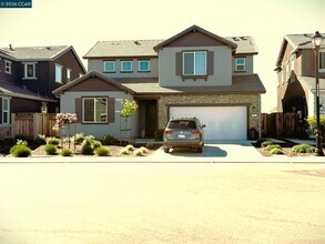 Building Photo - 281 Cinnabar Wy