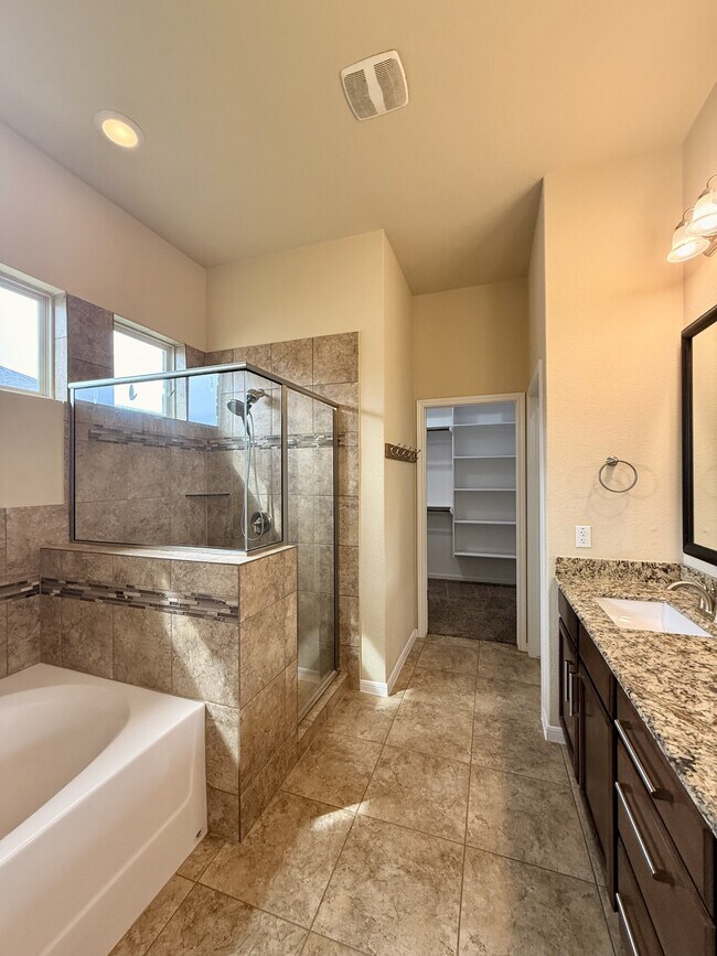 Building Photo - 10307 Bryson Dr