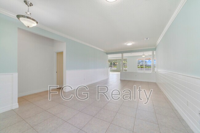 Building Photo - 11701 Verrazano Dr
