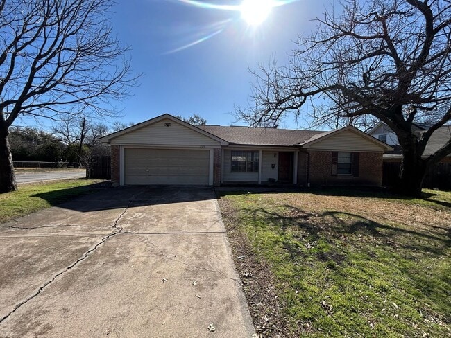 Building Photo - 13324 Shahan Dr