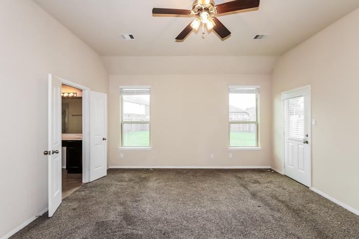 Building Photo - 3526 Cambridge Falls Dr