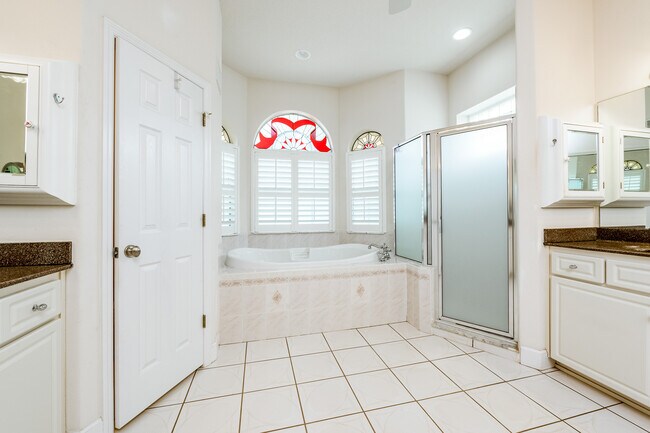 Building Photo - 4 Archangel Cir