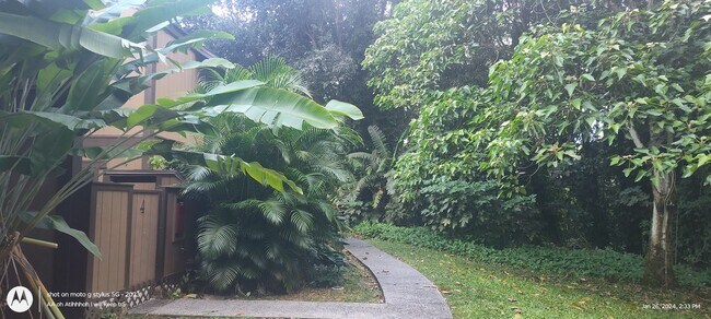 Building Photo - Beautiful 4 bed/ 2 bath/ 2 parking In Kaneohe