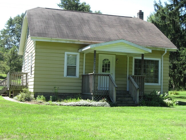 Building Photo - 10860 Bennett St SE