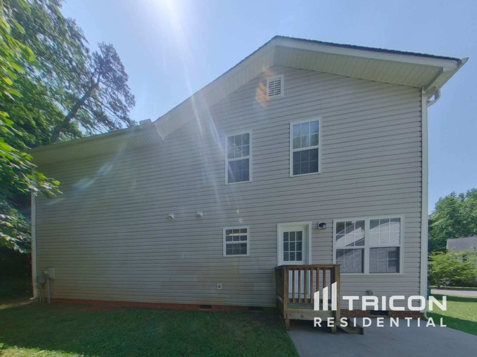 Building Photo - 4827 Canipe Dr