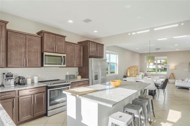 Building Photo - 7245 Half Moon Lake Dr