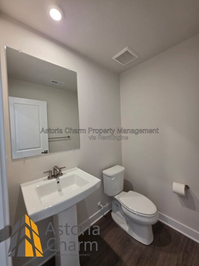 Building Photo - 2928 Maisel St