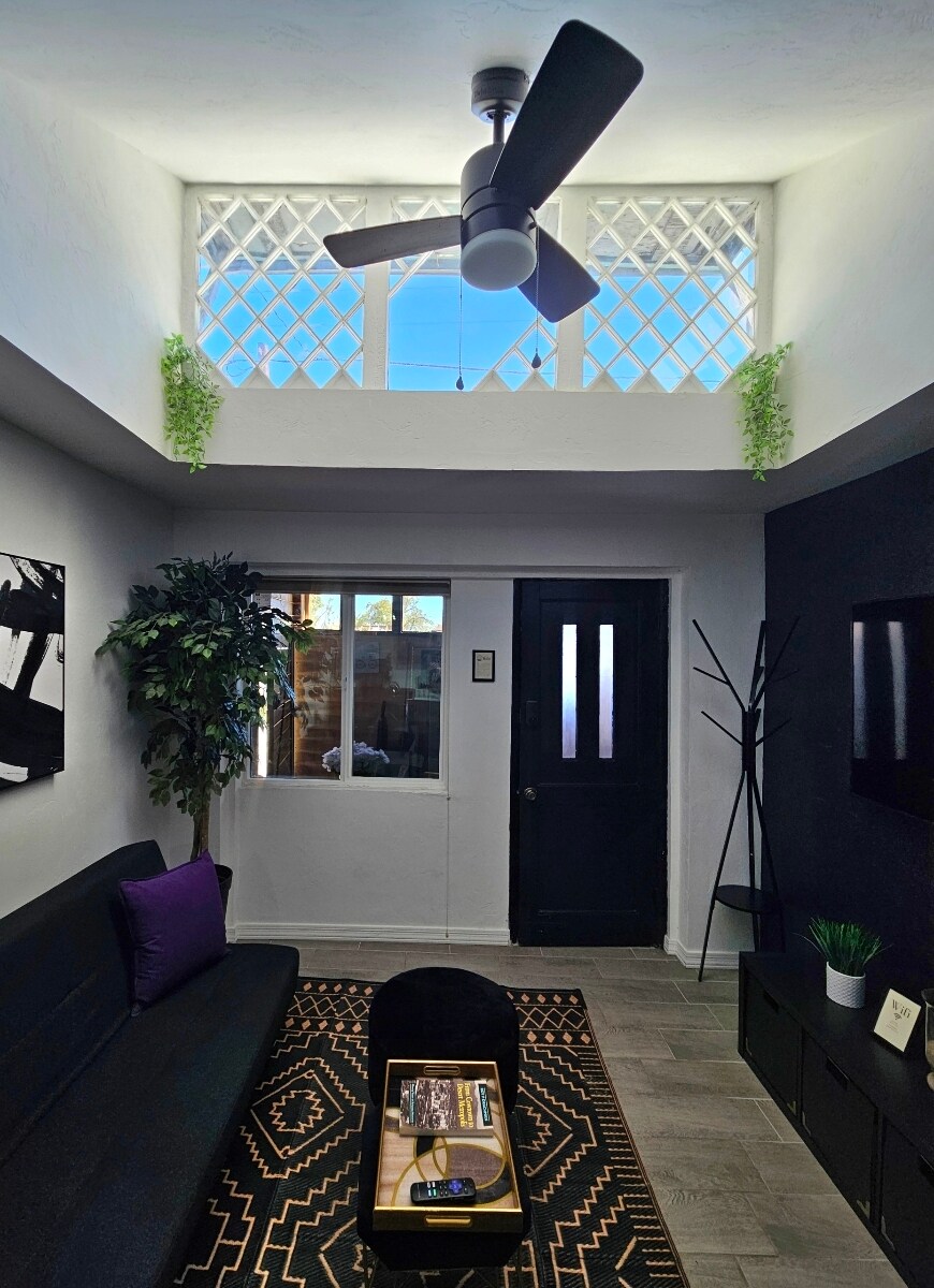 Building Photo - 428 N Euclid Ave