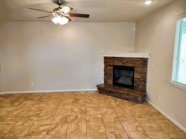 Building Photo - Dazzling Two Story Westside Home With Refrigerated Air Located In Quiet Neighborhood