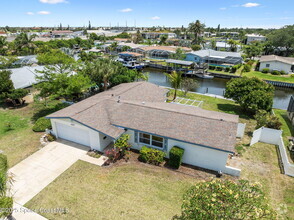 Building Photo - 437 Eagle Dr